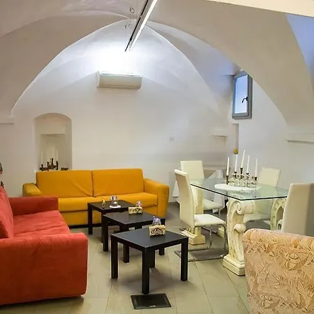 Διαμέρισμα In Sleeps 6 *